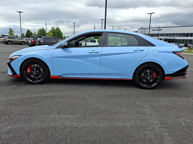 Used 2025 Hyundai Elantra N FWD image 4