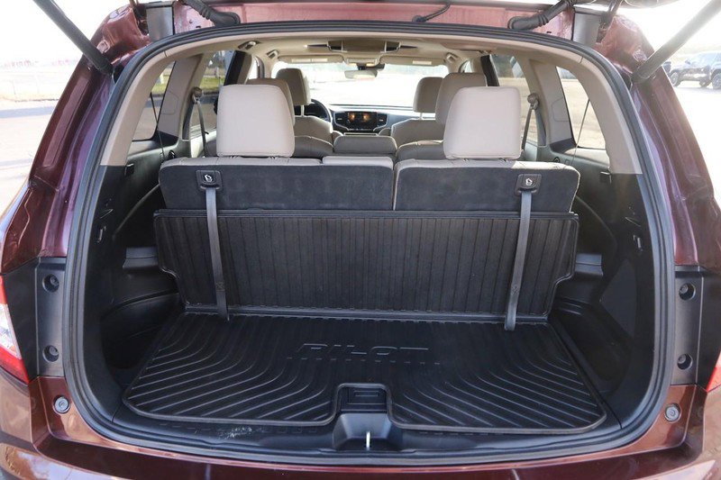 Used 2022 Honda Pilot Touring image 8