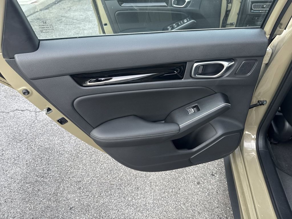 Used 2025 Honda Civic Sport Touring image 25