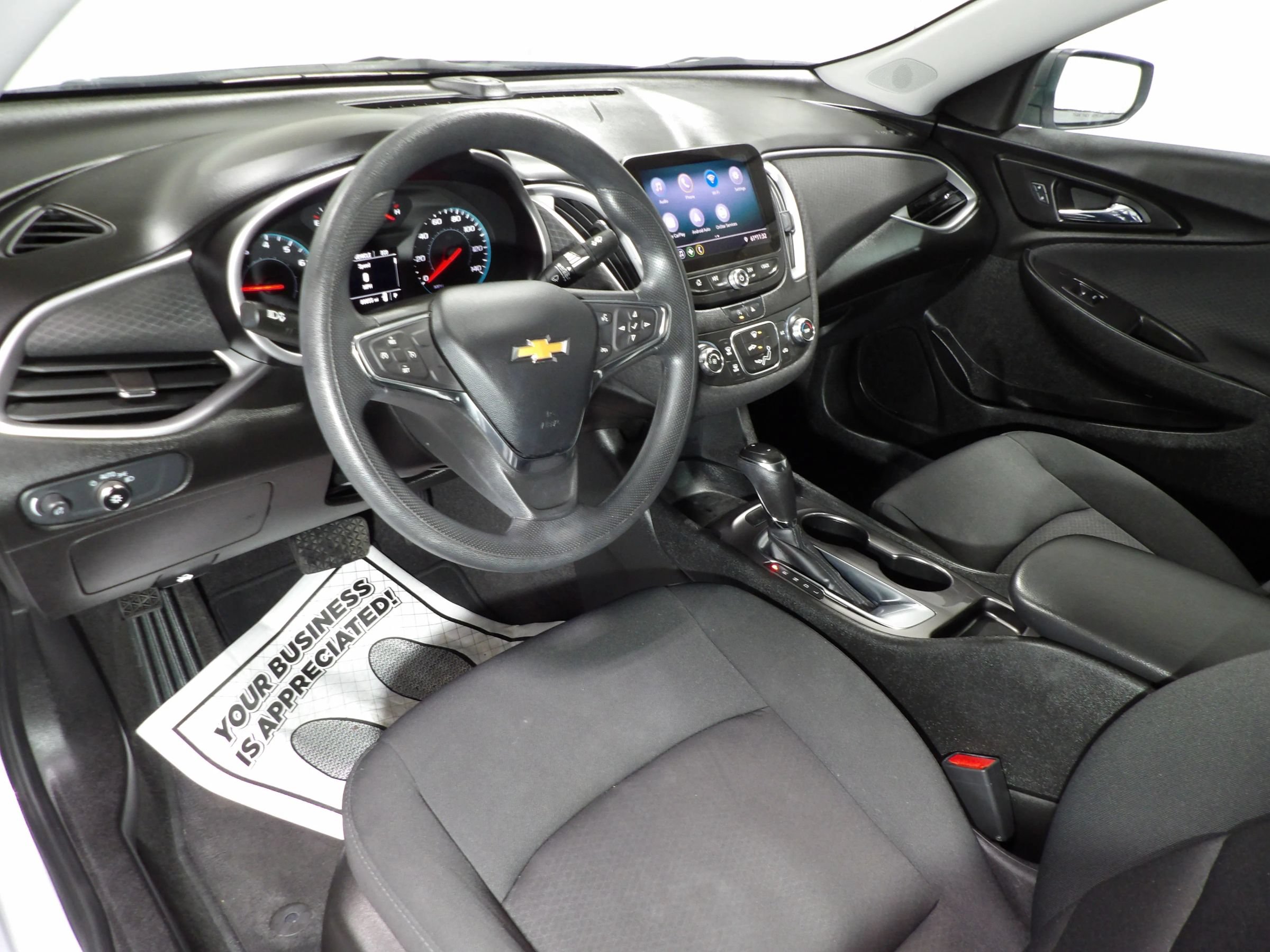 Used 2020 Chevrolet Malibu LS FWD image 9