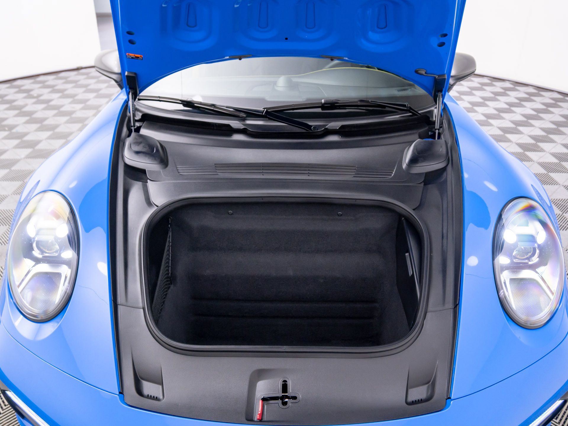 Certified 2024 Porsche 911 Carrera T image 30