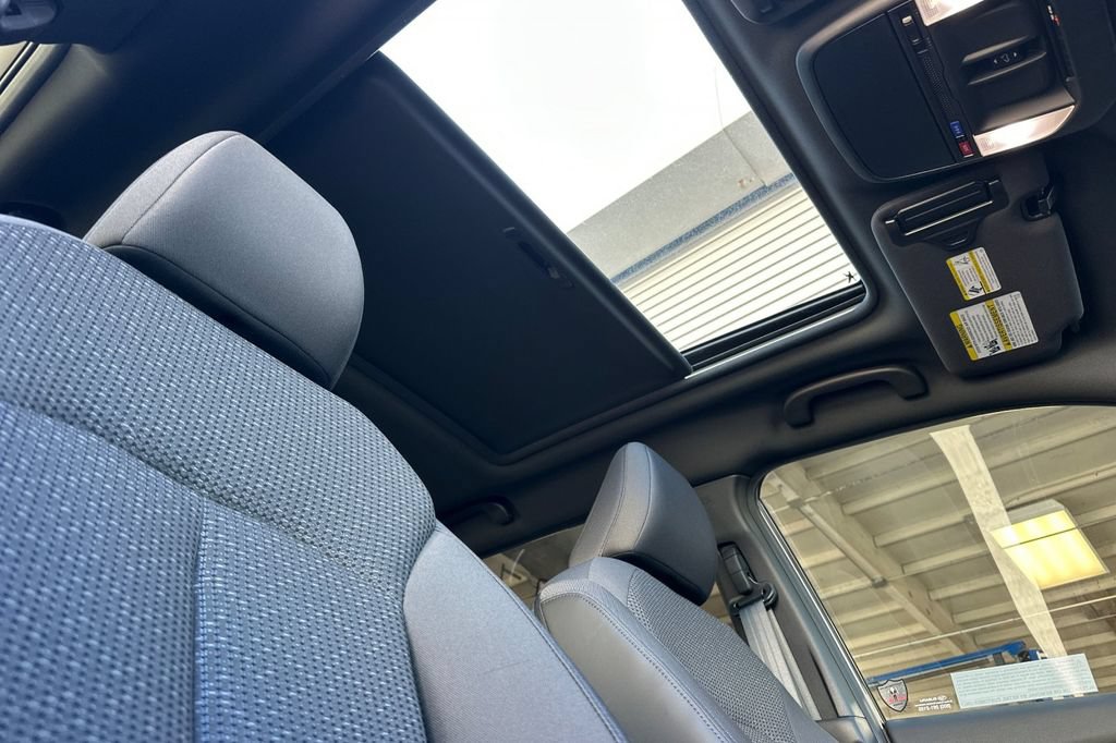 New 2026 Subaru Forester Premium AWD/4WD image 19