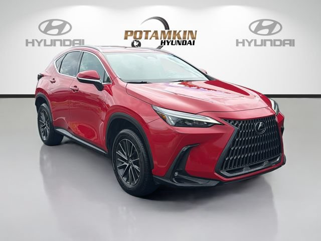 Used 2024 Lexus NX 250 FWD w/ Towing Package (2000 Lbs) image 3