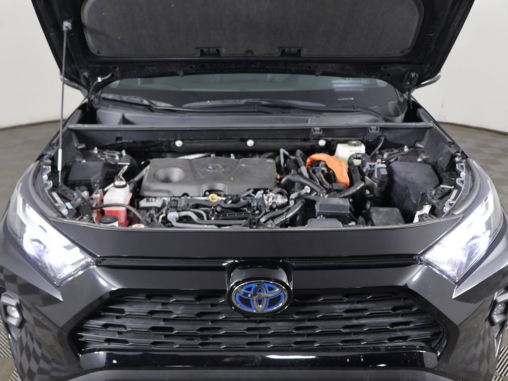 Used 2024 Toyota RAV4 AWD Hybrid image 17