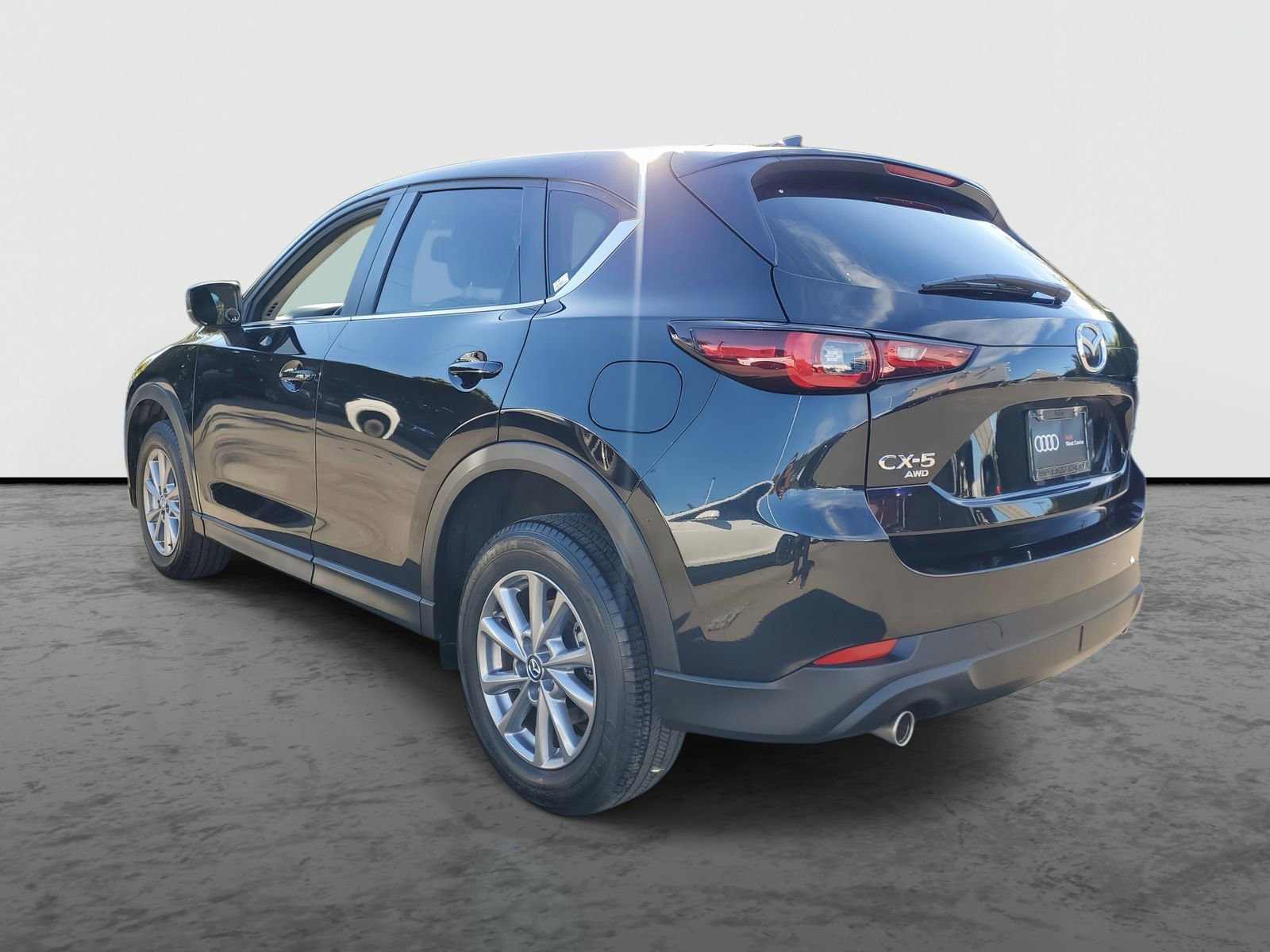 Used 2023 MAZDA CX-5 AWD 2.5 S w/ Preferred Package image 3