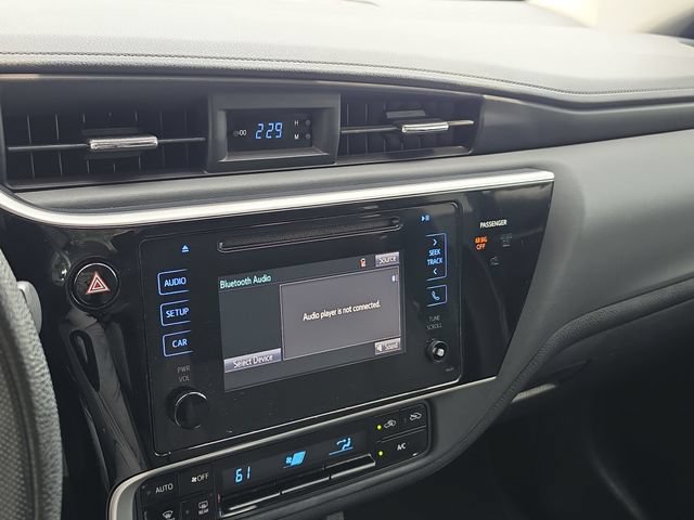 Used 2017 Toyota Corolla LE FWD image 24