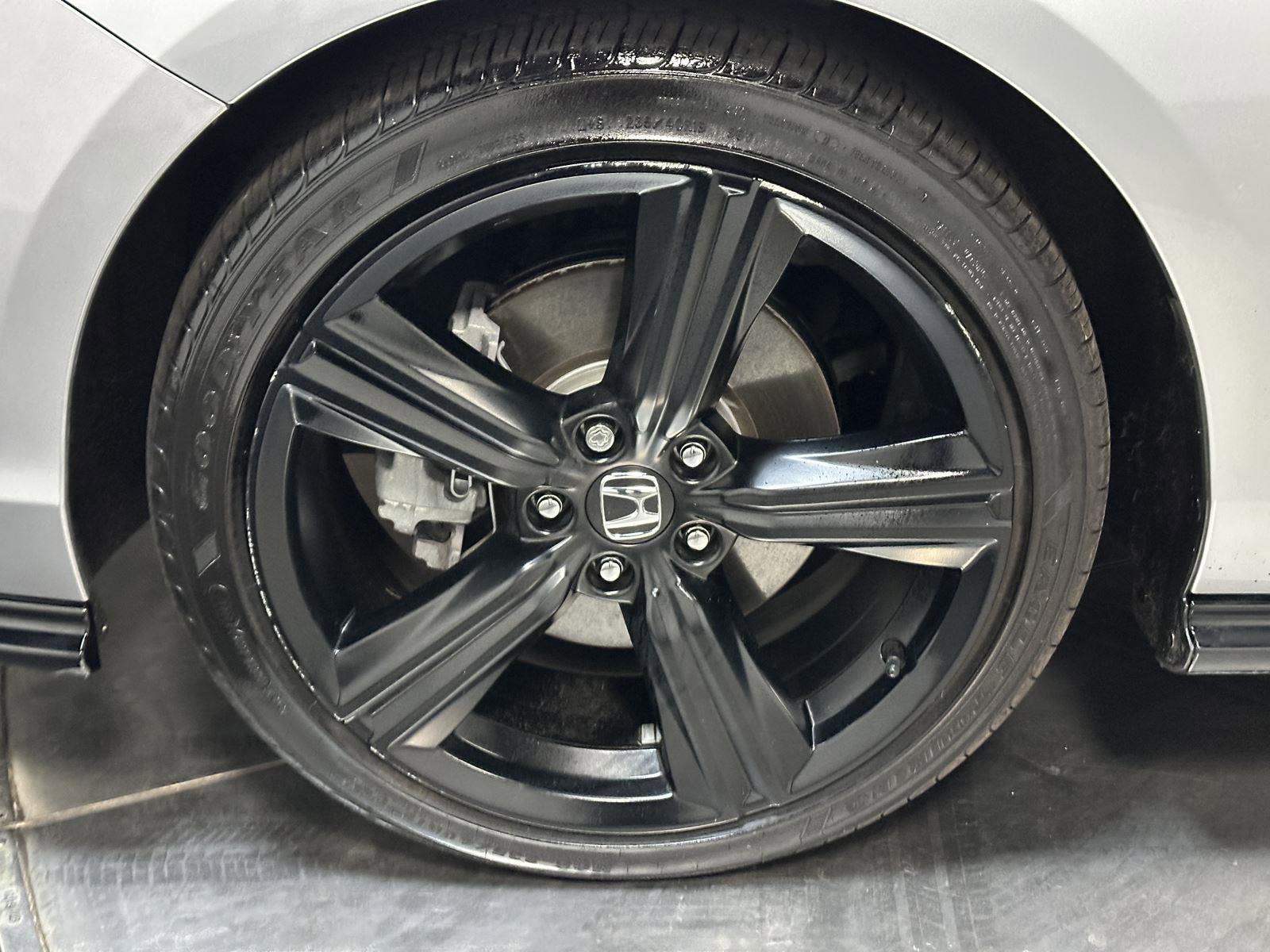 Certified 2025 Honda Accord Sport image 18