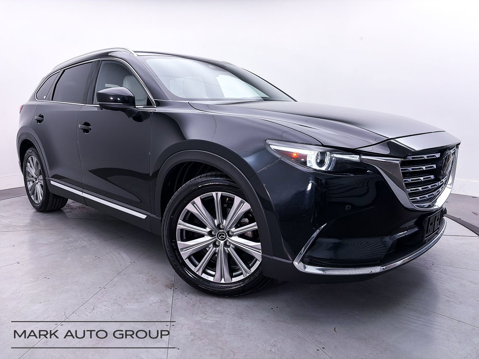 Used 2023 MAZDA CX-9 Signature AWD/4WD image 1