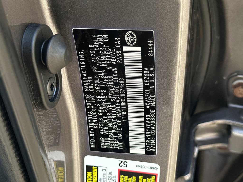 Used 2018 Toyota Camry SE w/ Moonroof Package FWD image 31