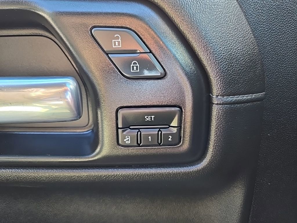 Used 2021 GMC Sierra 1500 Denali w/ Driver Alert Package II image 22