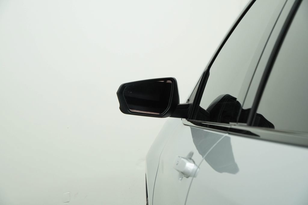 Used 2022 Chevrolet Equinox RS FWD image 14