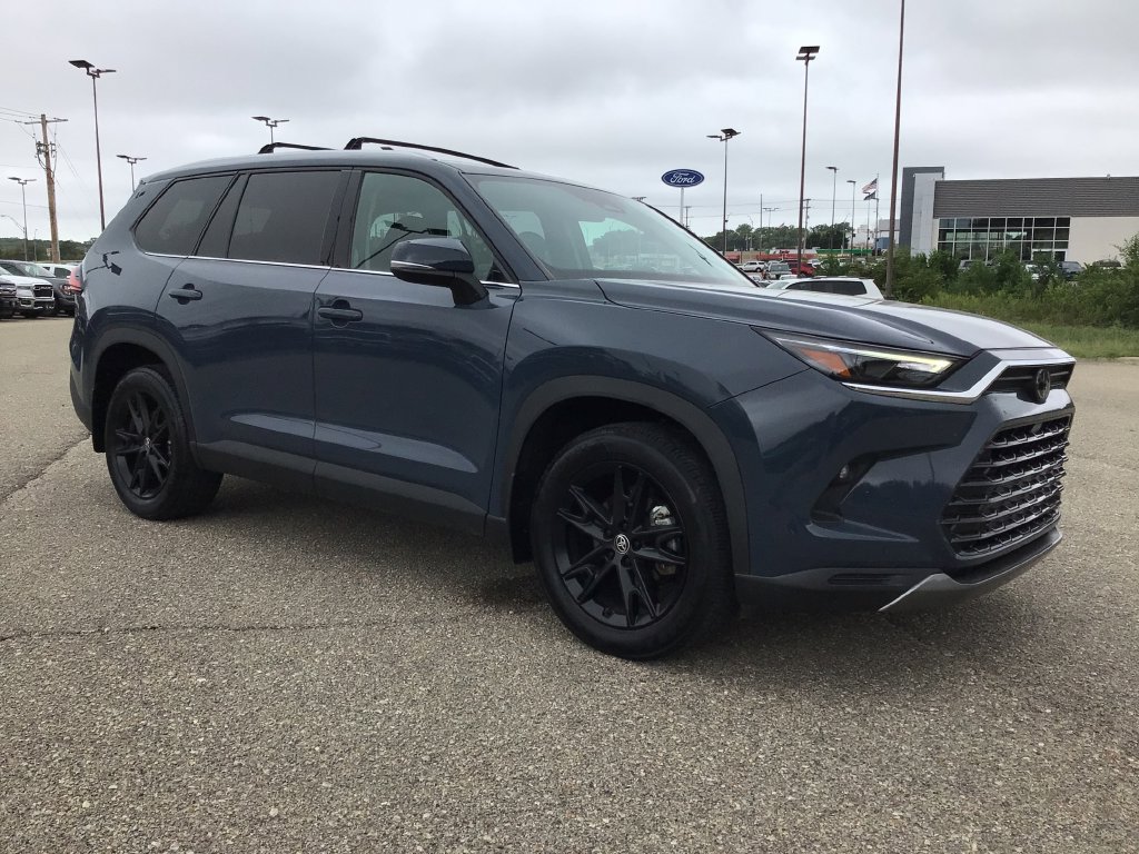 Used 2024 Toyota Grand Highlander AWD image 8