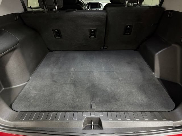 Used 2018 GMC Terrain SLE FWD image 19