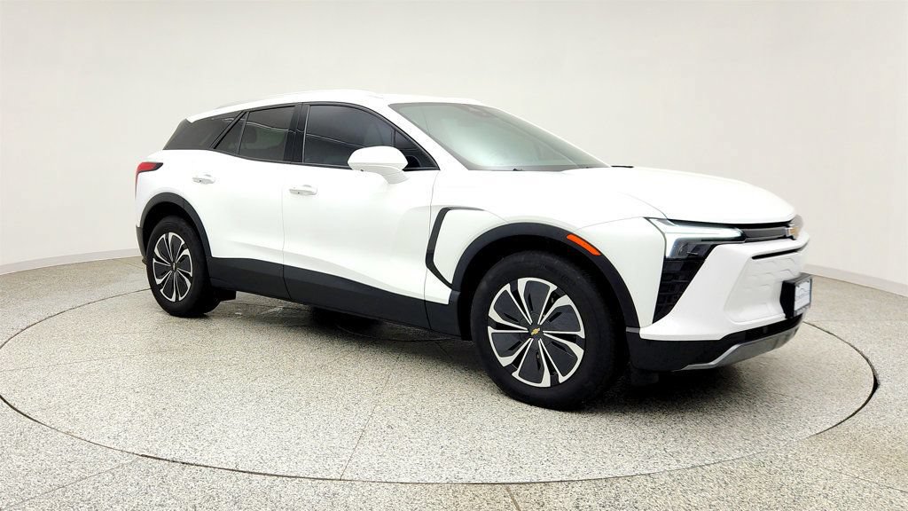 Used 2024 Chevrolet Blazer EV LT AWD/4WD image 3