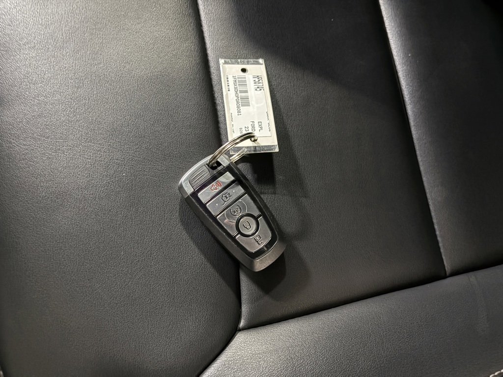 Certified 2023 Ford Explorer XLT w/ Equipment Group 202A image 10