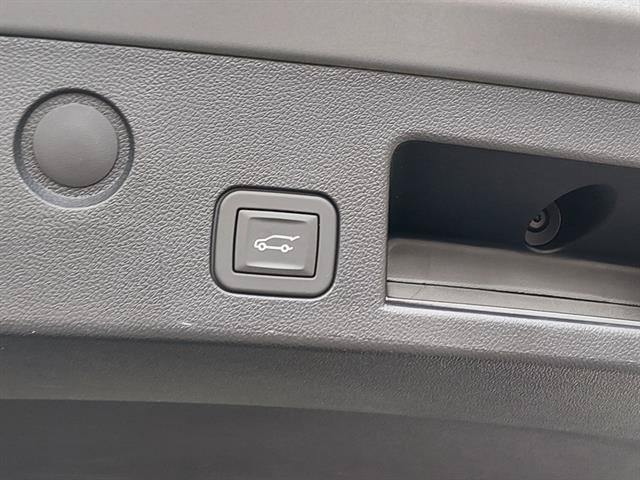 Used 2026 Chevrolet Equinox ACTIV w/ Convenience Package III FWD image 13