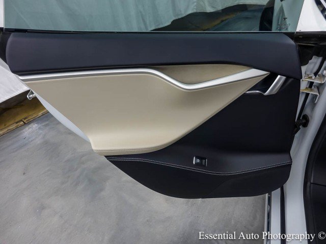 Used 2017 Tesla Model S 100D AWD/4WD image 34