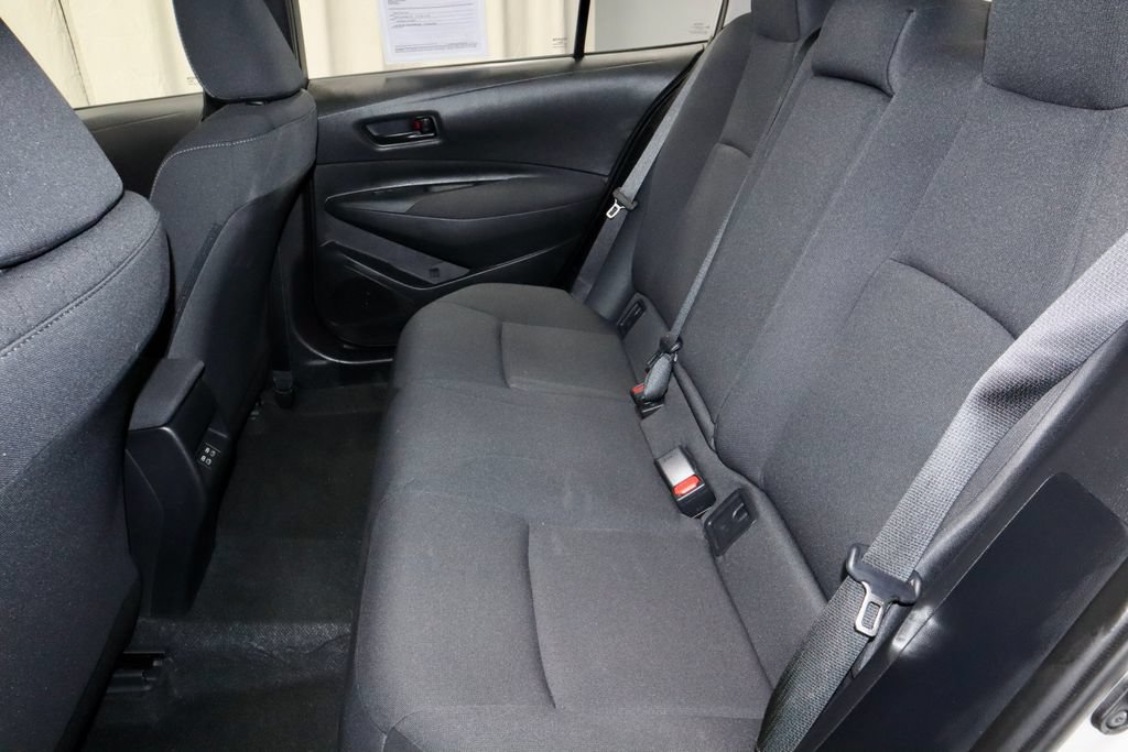 Used 2025 Toyota Corolla LE FWD image 21