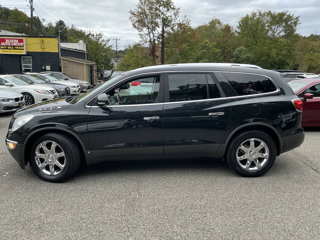 Used 2010 Buick Enclave CXL AWD/4WD image 7