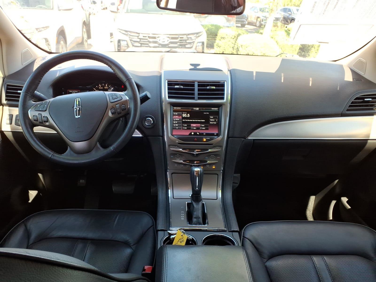 Used 2014 Lincoln MKX AWD w/ Equipment Group 101A image 16