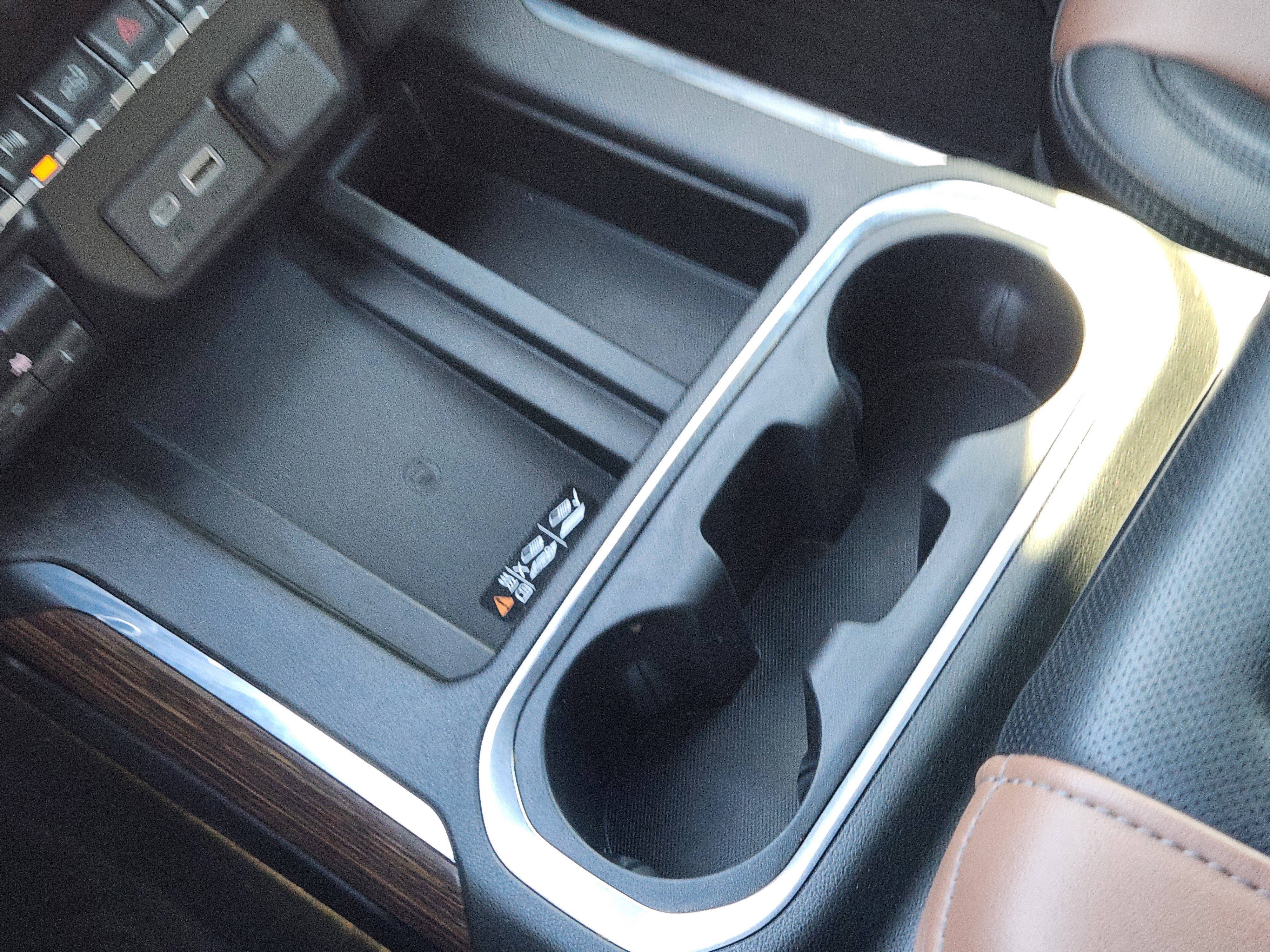 Certified 2020 Chevrolet Silverado 2500 High Country w/ Technology Package image 21