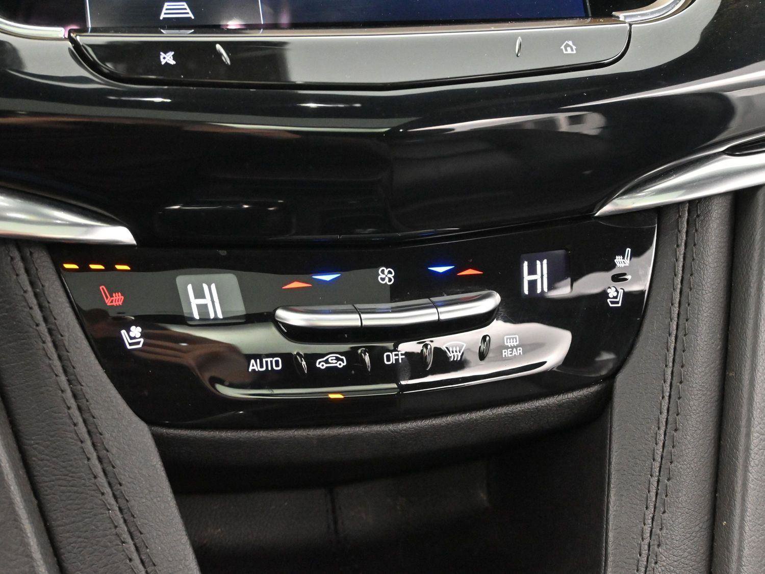 Certified 2024 Cadillac XT6 Premium Luxury image 25