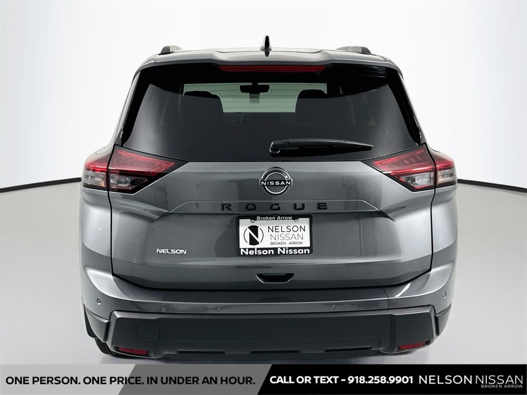 New 2026 Nissan Rogue Dark Armor FWD image 6