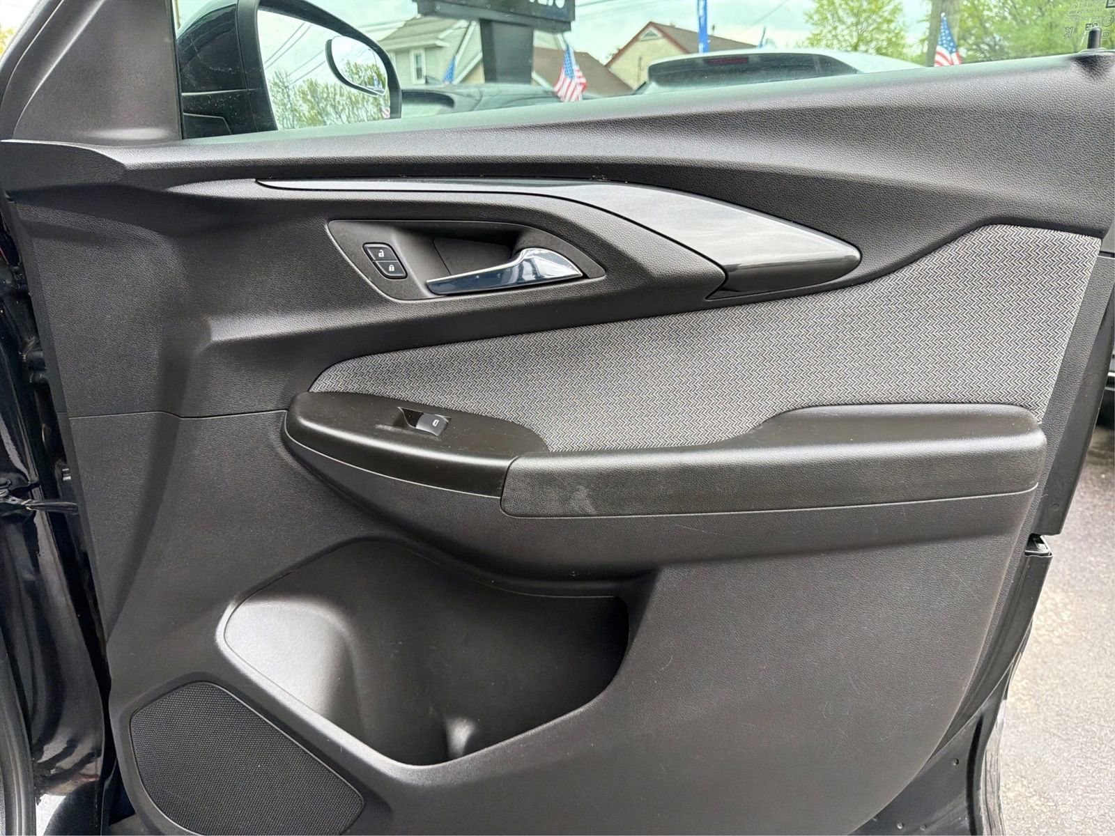 Used 2022 Chevrolet TrailBlazer LT FWD image 20
