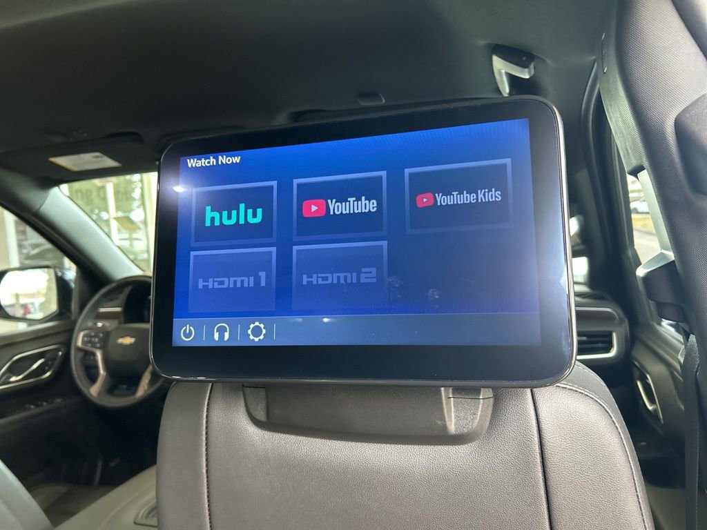 Used 2024 Chevrolet Suburban High Country w/ Advanced Technology Package image 33