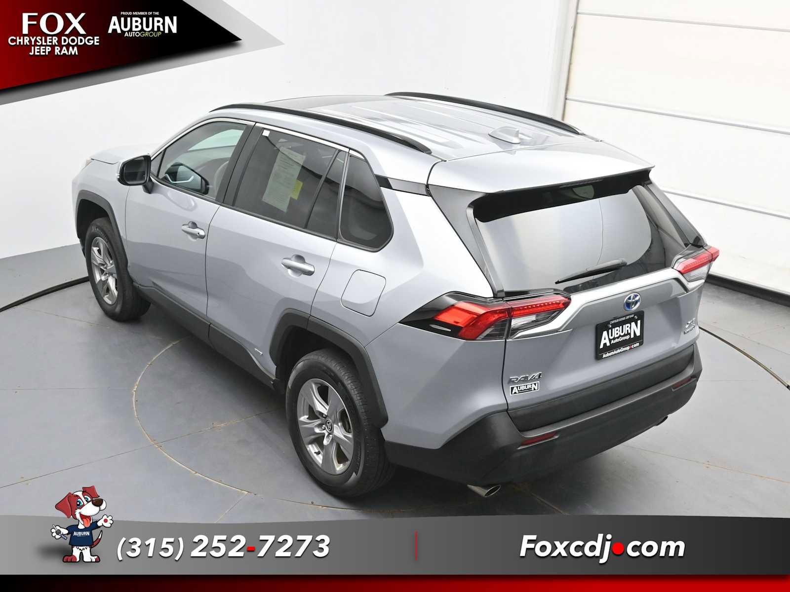 Used 2024 Toyota RAV4 XLE w/ Convenience Package AWD/4WD image 31