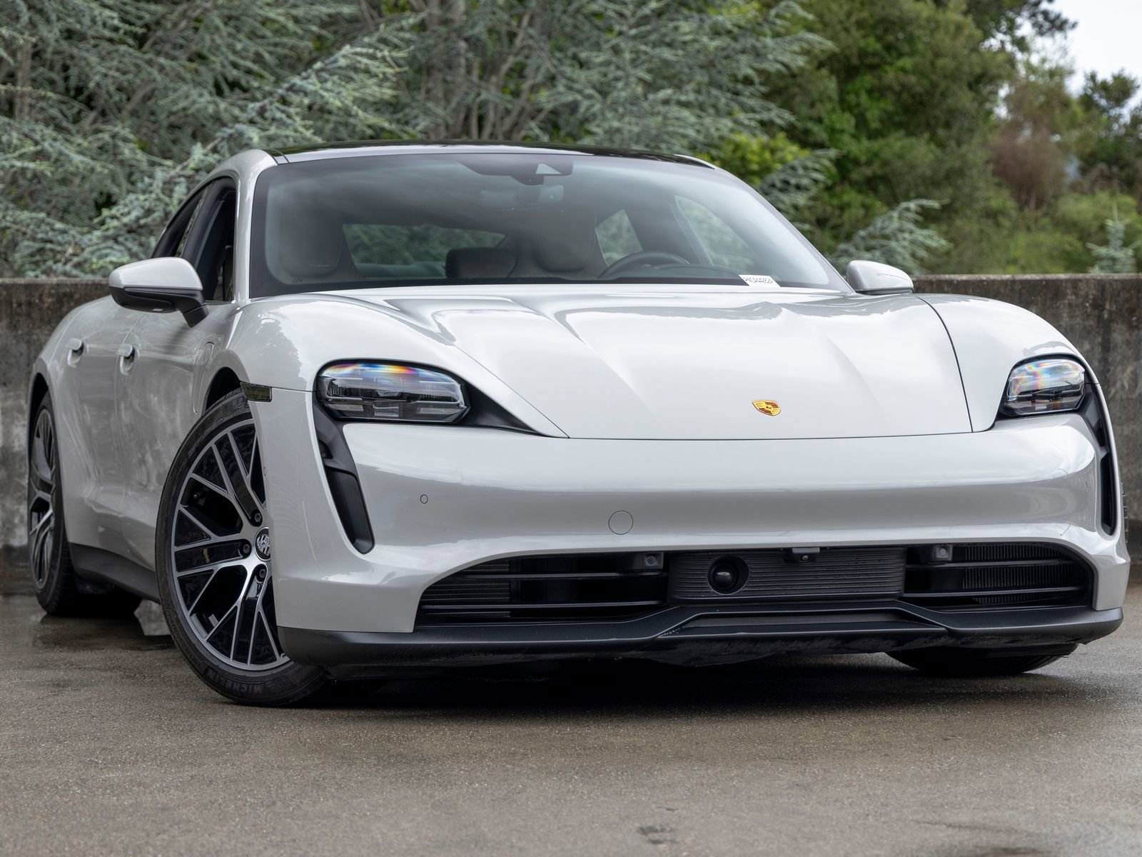 Certified 2022 Porsche Taycan 4S AWD/4WD image 6