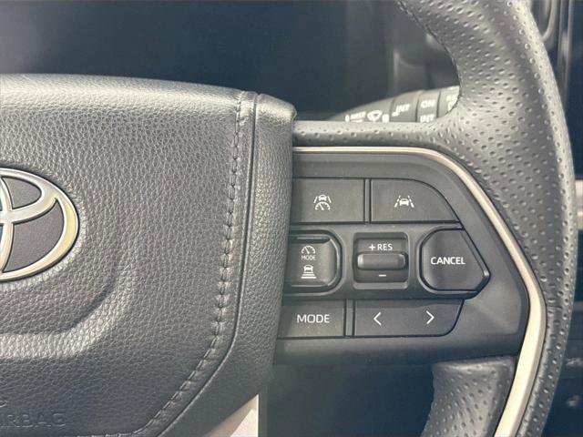 Certified 2025 Toyota 4Runner Trailhunter AWD/4WD image 20