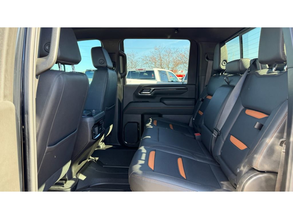 Used 2024 GMC Sierra 2500 AT4 w/ AT4 Preferred Package image 19