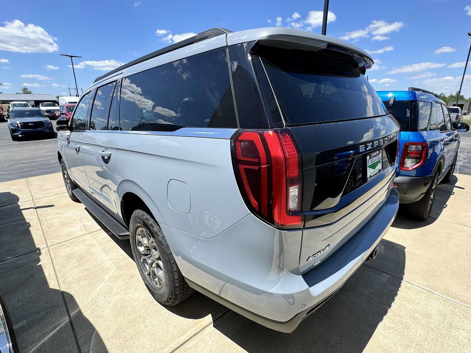 New 2026 Ford Expedition Max Active AWD/4WD image 4