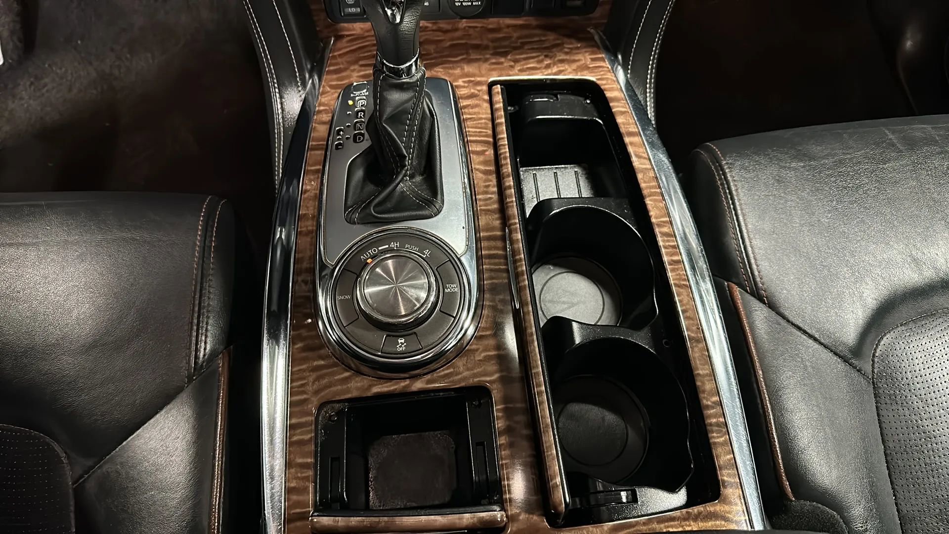 Used 2019 Nissan Armada SL w/ Premium Package image 32