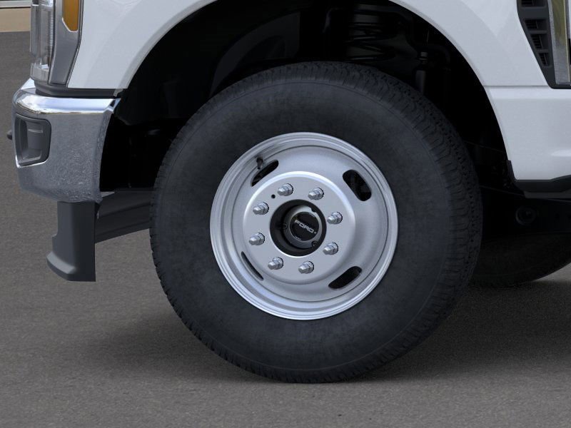New 2025 Ford F350 XL w/ XL Chrome Package image 50