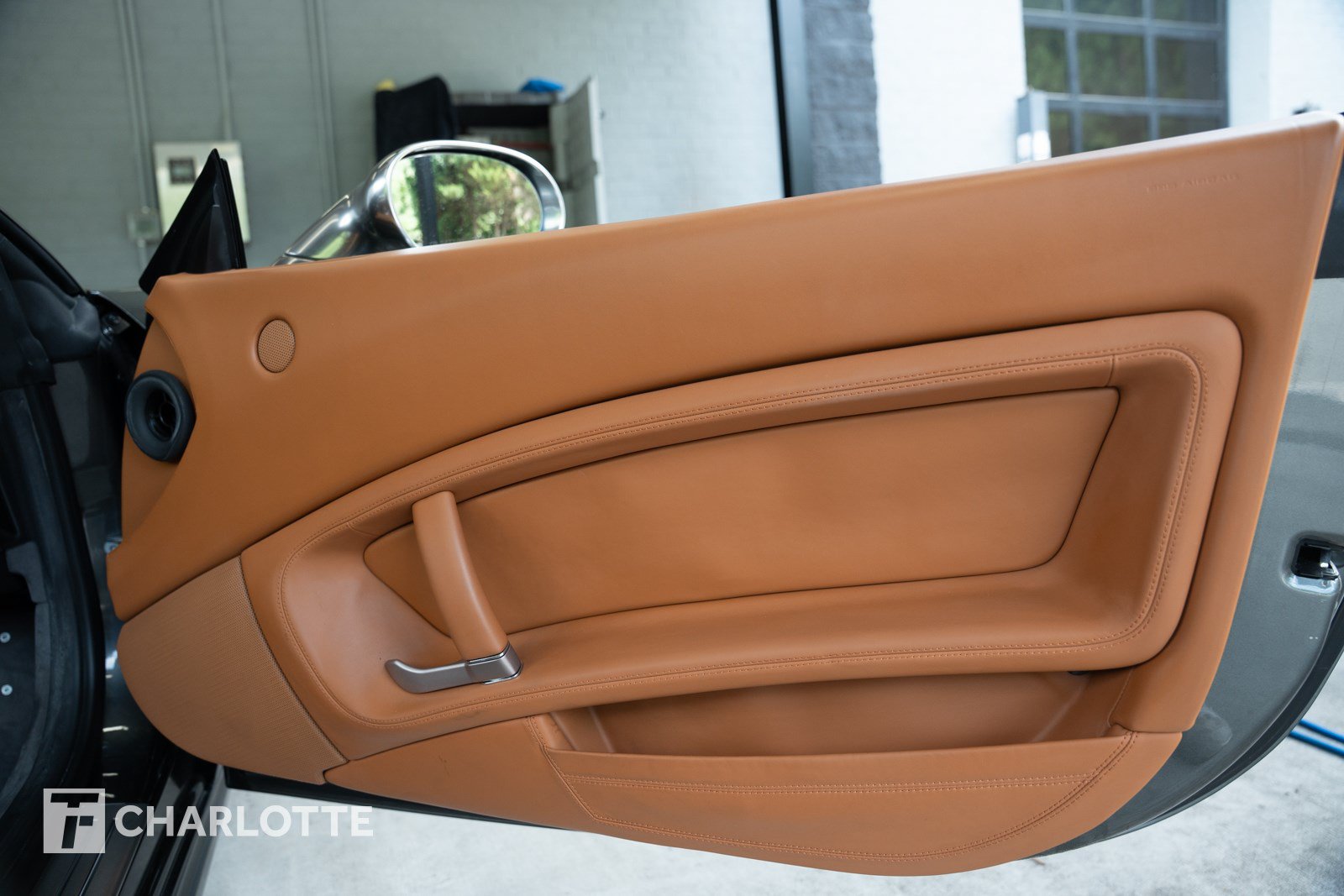 Used 2012 Ferrari California RWD image 32