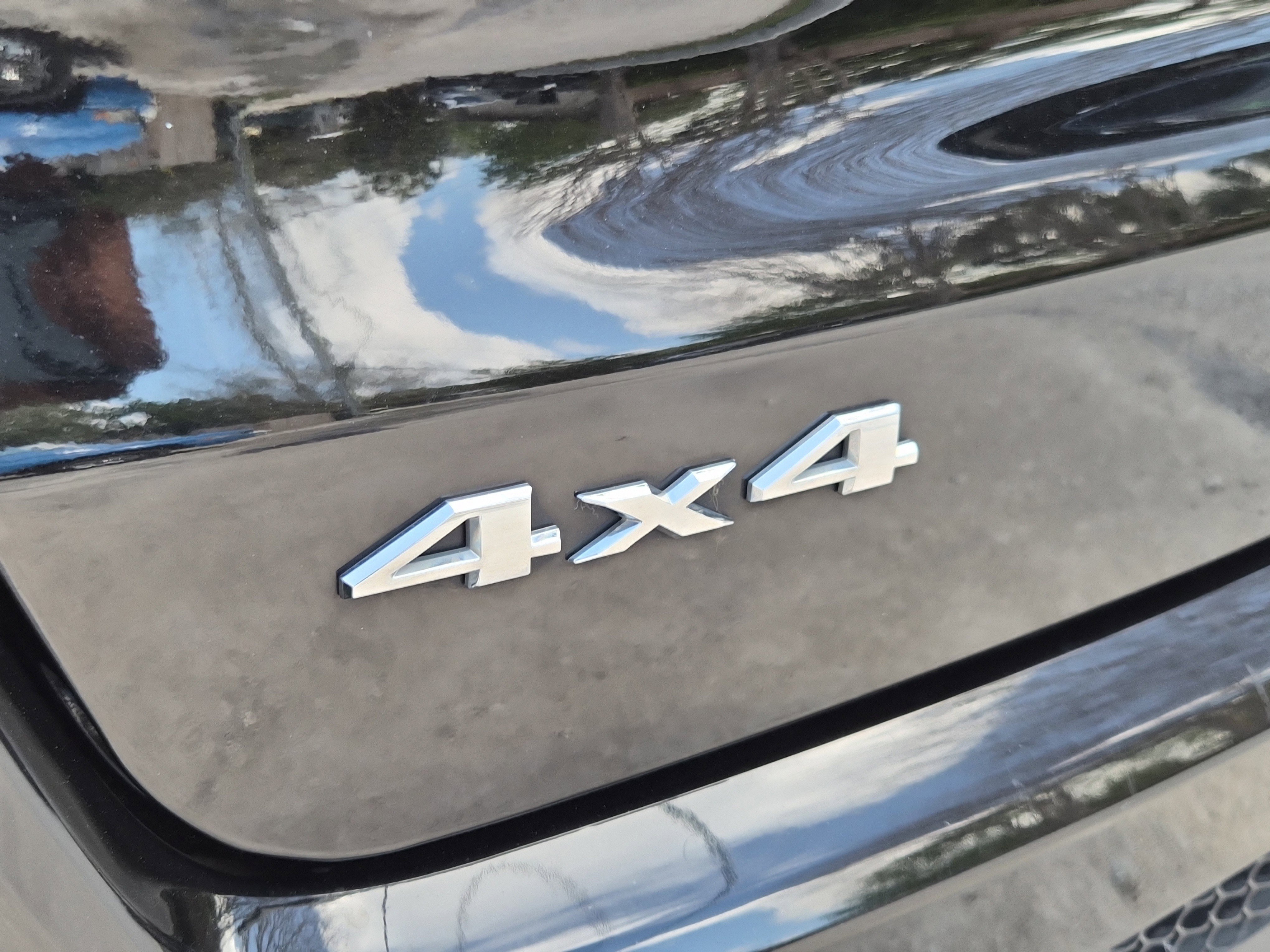 Used 2018 Jeep Compass Latitude w/ Cold Weather Group image 7