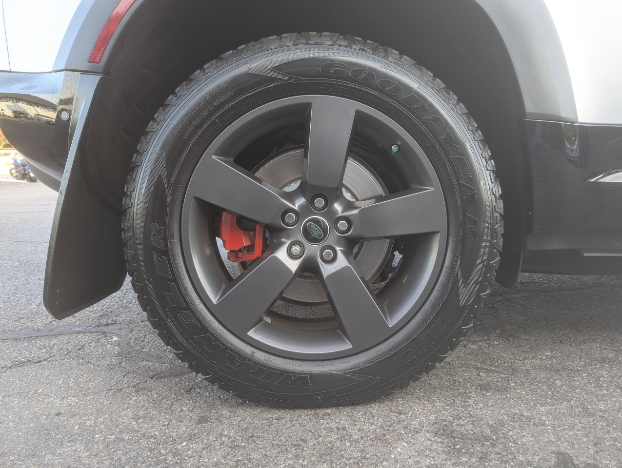 Used 2020 Land Rover Defender 110 X image 57