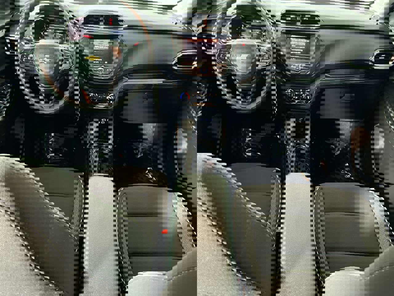 Used 2021 Chevrolet TrailBlazer LS image 20