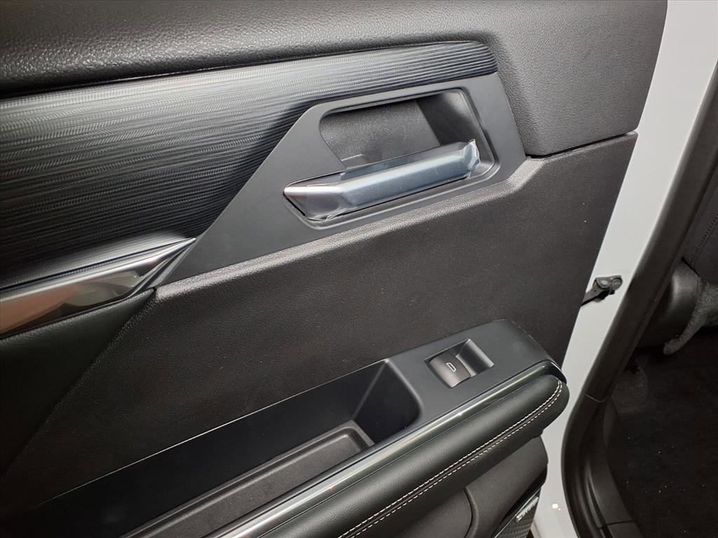 New 2026 GMC Acadia Elevation image 14