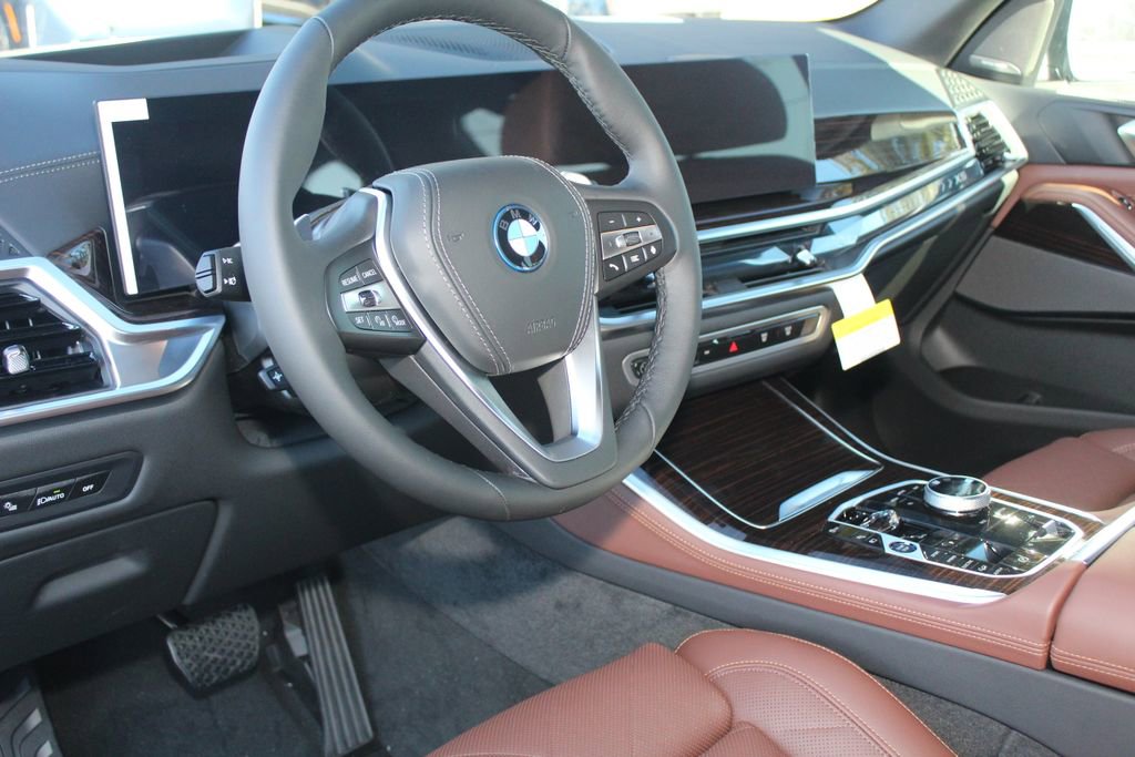 New 2026 BMW X5 xDrive50e w/ Executive Package image 12