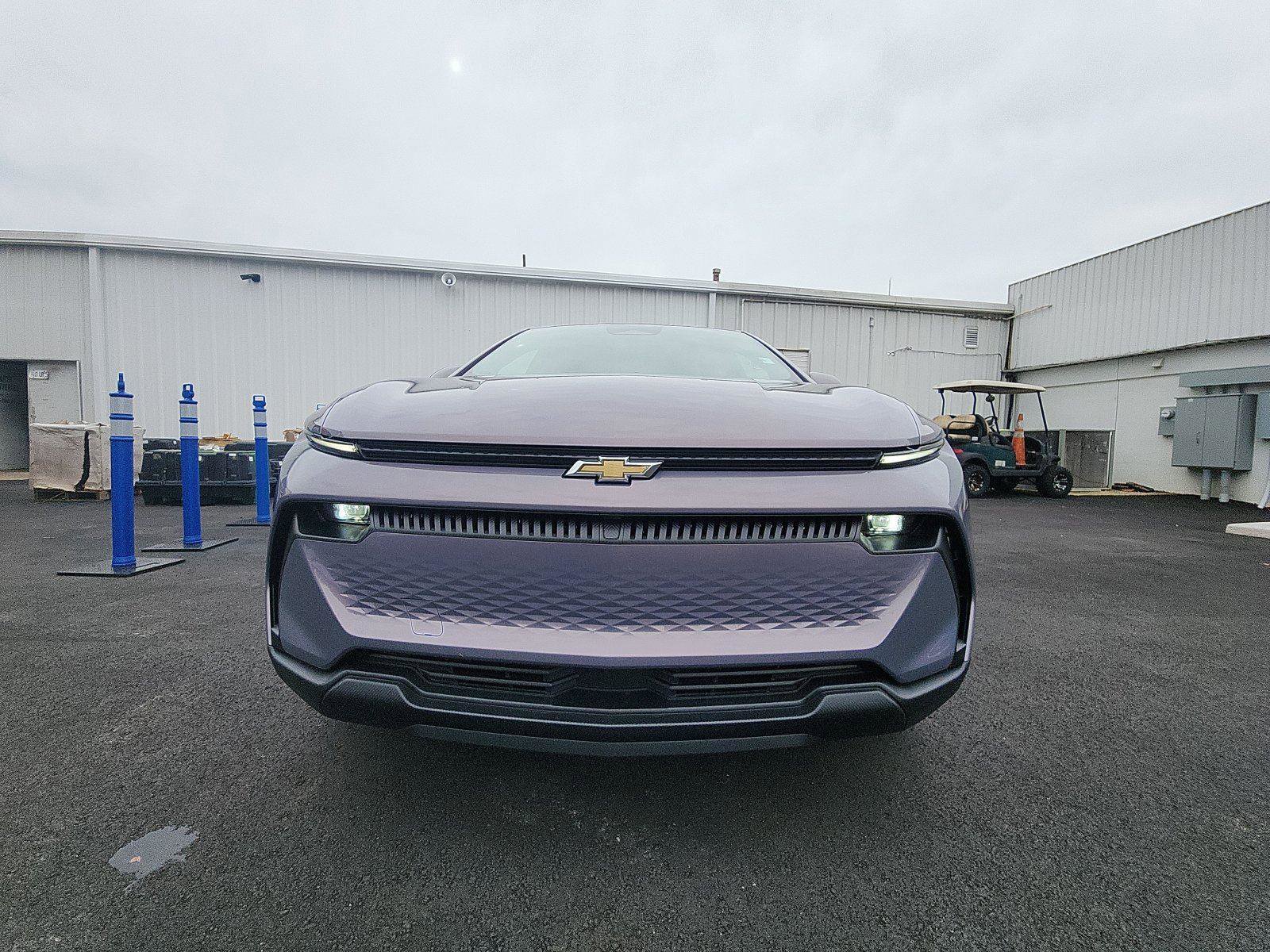 New 2026 Chevrolet Equinox EV LT image 8