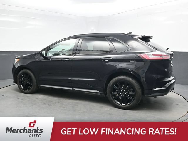 Used 2022 Ford Edge ST-Line w/ Class II Trailer Tow Package AWD/4WD image 4