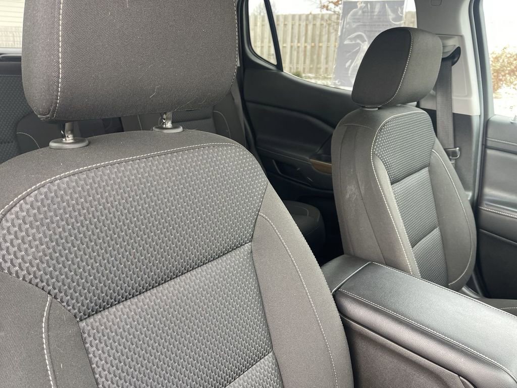 Used 2023 GMC Acadia SLE w/ Driver Convenience Package image 42