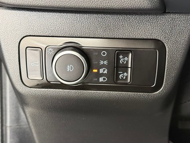 Used 2025 Ford Escape ST-Line Select AWD/4WD image 35