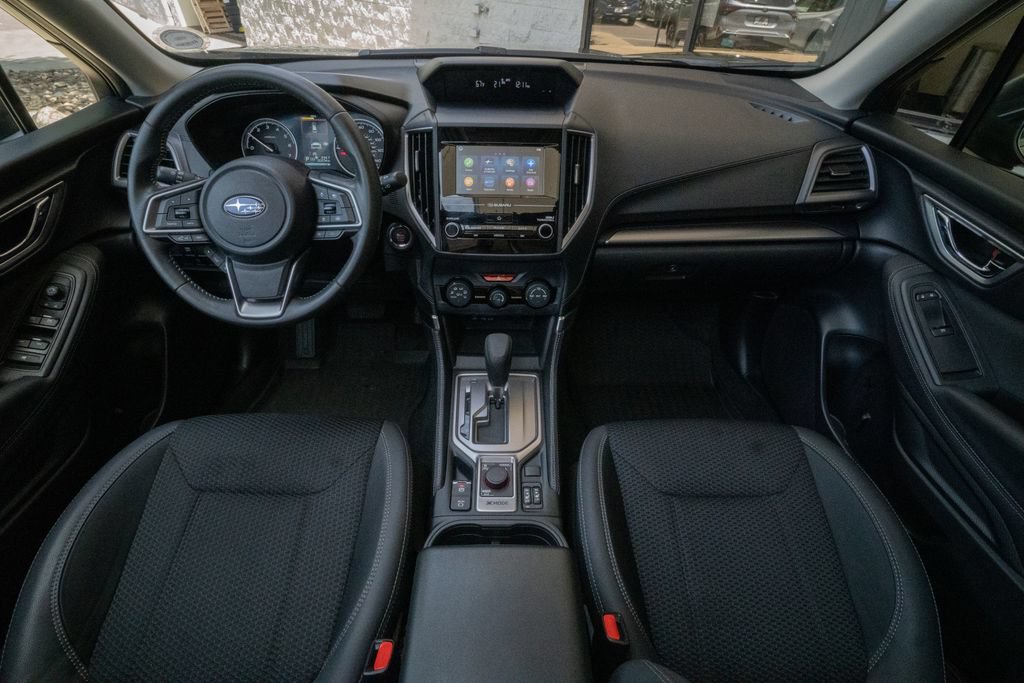 Used 2024 Subaru Forester Premium AWD/4WD image 18