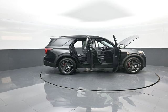 New 2026 Ford Explorer ST image 41