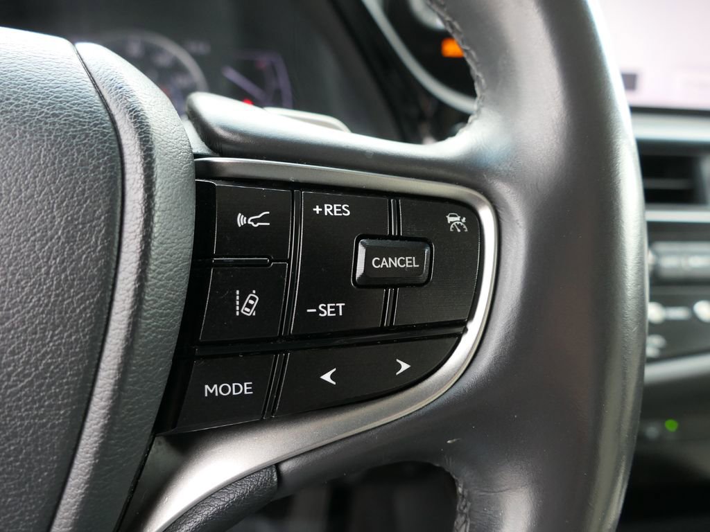 Used 2024 Lexus ES 300h w/ Premium Package FWD image 15