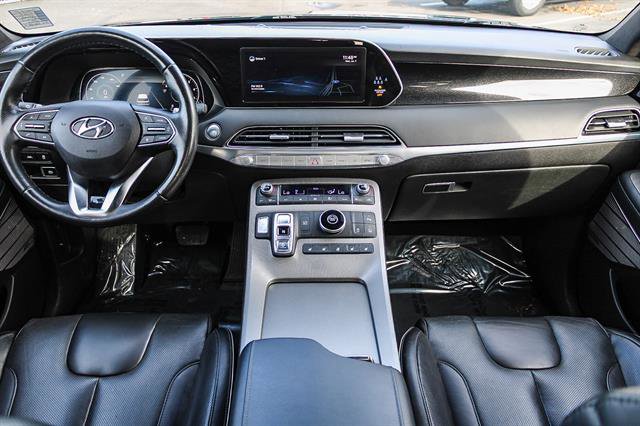 Used 2022 Hyundai Palisade Calligraphy image 12